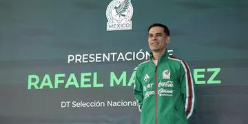 RAFAEL MÁRQUEZ ASUME OFICIALMENTE EL MANDO DE LA SELECCIÓN MEXICANA Y PRESENTA A SU CUERPO TÉCNICO RUMBO AL MUNDIAL 2030