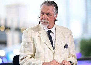 MURIÓ A LOS 70 AÑOS BARRY MELROSE, LEYENDA, ENTRENADOR Y VOZ EMBLEMÁTICA DE LA NHL