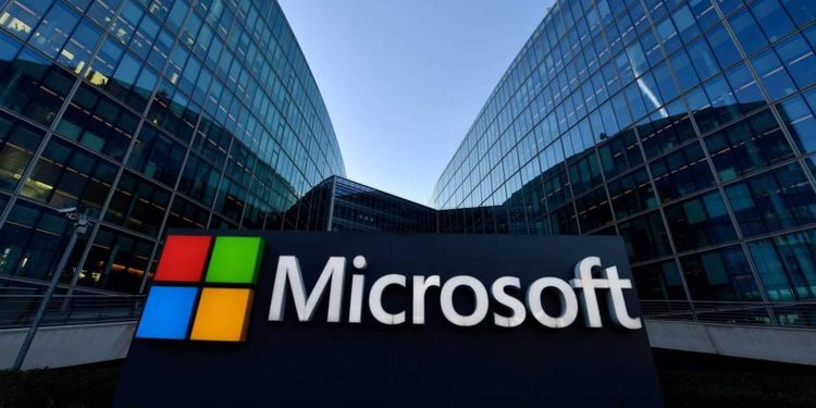MICROSOFT PREPARA SU GRAN CITA ANUAL PARA PRESENTAR LA NUEVA LÍNEA SURFACE Y AVANCES EN WINDOWS 1 MICROSOFT PREPARA SU GRAN CITA ANUAL PARA PRESENTAR LA NUEVA LÍNEA SURFACE Y AVANCES EN WINDOWS