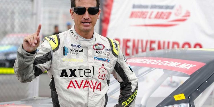 HOMERO RICHARDS ES CONDENADO A PAGAR MÁS DE 426 MIL PESOS POR LA VENTA NO AUTORIZADA DE UN AUTO DE CARRERAS