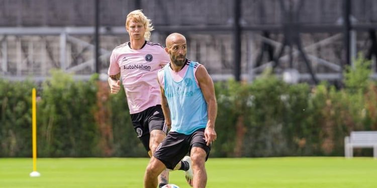 COLUMBUS CREW DESPIDE AL TÉCNICO ASISTENTE FEDERICO HIGUAÍN TRAS INCIDENTE CON ÁRBITRA 1 COLUMBUS CREW DESPIDE AL TÉCNICO ASISTENTE FEDERICO HIGUAÍN TRAS INCIDENTE CON ÁRBITRA