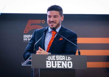 ALISTA SAMUEL GIRA POR LAREDO Y NUEVA YORK