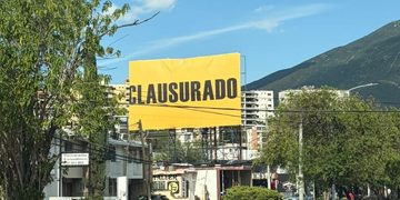 CLAUSURAN PANORÁMICO CONTRA ALIANZA PRI-PAN; APLICAN SELLOS A NEGOCIO UBICADO BAJO ESTRUCTURA 2 CLAUSURAN PANORÁMICO CONTRA ALIANZA PRI-PAN; APLICAN SELLOS A NEGOCIO UBICADO BAJO ESTRUCTURA
