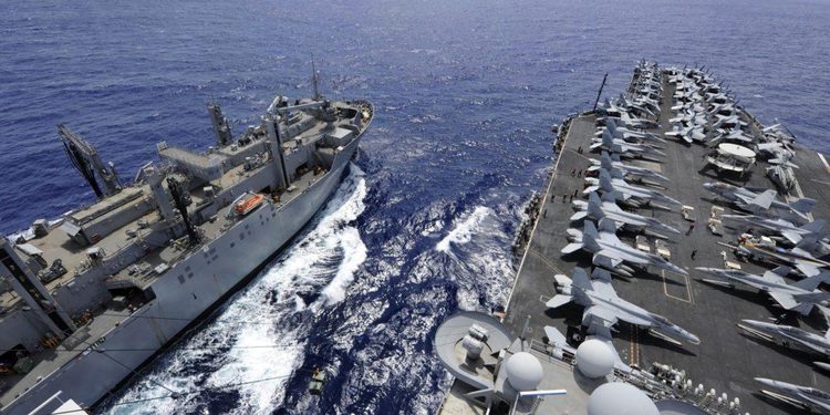 DOS AVIADORES SE EYECTAN Y SEIS MARINEROS RESULTAN HERIDOS EN UN ACCIDENTE A BORDO DE UN PORTAAVIONES DE ESTADOS UNIDOS 1 DOS AVIADORES SE EYECTAN Y SEIS MARINEROS RESULTAN HERIDOS EN UN ACCIDENTE A BORDO DE UN PORTAAVIONES DE ESTADOS UNIDOS