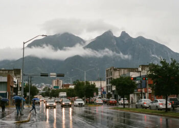 ALERTAN POR LLUVIAS Y GRANIZO PARA ESTA TARDE EN MONTERREY; YA SE REGISTRAN PRECIPITACIONES EN SANTIAGO