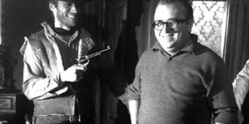 CLINT EASTWOOD RECHAZÓ SEGUIR TRABAJANDO CON SERGIO LEONE TRAS LA TRILOGÍA DEL DÓLAR 2 CLINT EASTWOOD RECHAZÓ SEGUIR TRABAJANDO CON SERGIO LEONE TRAS LA TRILOGÍA DEL DÓLAR
