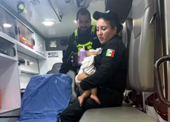 ENCUENTRAN A BEBÉ ABANDONADO EN CABAÑA DE SANTIAGO