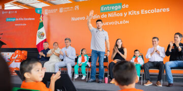 INAUGURAN SAMUEL Y MARIANA JARDÍN DE NIÑOS CON AULAS ESPECIALES PARA DISCAPACIDAD EN CIÉNEGA DE FLORES; ENTREGARÁN ÚTILES Y UNIFORMES A MÁS DE MIL 200 ALUMNOS 4 INAUGURAN SAMUEL Y MARIANA JARDÍN DE NIÑOS CON AULAS ESPECIALES PARA DISCAPACIDAD EN CIÉNEGA DE FLORES; ENTREGARÁN ÚTILES Y UNIFORMES A MÁS DE MIL 200 ALUMNOS