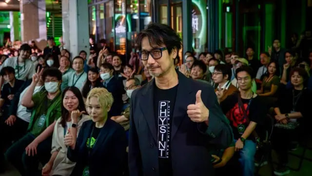 HIDEO KOJIMA SORPRENDE A LOS FANS DE XBOX EN TOKIO Y RECIBE UNA OVACIÓN 1 HIDEO KOJIMA SORPRENDE A LOS FANS DE XBOX EN TOKIO Y RECIBE UNA OVACIÓN
