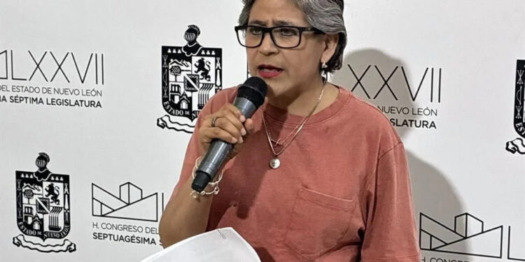 ACUSA MC A ADRIÁN DE CREAR “GUARDADITO” ELECTORAL CON MULTAS DE HASTA 100% AL PREDIAL 1 ACUSA MC A ADRIÁN DE CREAR “GUARDADITO” ELECTORAL CON MULTAS DE HASTA 100% AL PREDIAL
