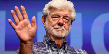 GEORGE LUCAS REVELA QUE TENÍA TRES PELÍCULAS MÁS DE STAR WARS ANTES DE VENDER LA FRANQUICIA