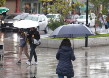 PRONOSTICAN LLUVIAS COPIOSAS DESDE EL JUEVES EN MONTERREY; PREVÉN HASTA 127 MILÍMETROS EN ÁREA METROPOLITANA