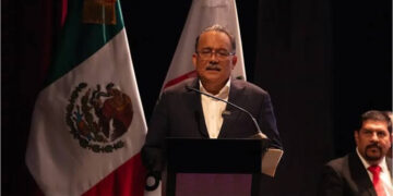 Y TRAS DERROTA... REGRESA MIJES A ALCALDÍA; RINDE MORENISTA QUINTO INFORME EN ESCOBEDO 2 Y TRAS DERROTA… REGRESA MIJES A ALCALDÍA; RINDE MORENISTA QUINTO INFORME EN ESCOBEDO