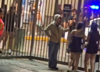 REVIENTAN FIESTA CON MÁS DE 300 JÓVENES EN ESCOBEDO