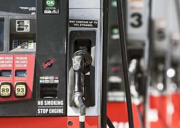 ESTADOS UNIDOS ENFRENTA UNA DISMINUCIÓN EN SUS RESERVAS DE GASOLINA Y DÍSEL DEBIDO AL CONFLICTO BÉLICO CON IRÁN