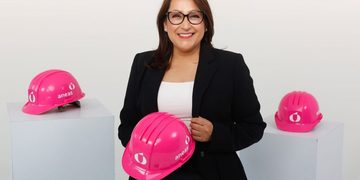 RECIBIRÁ NORMA BENÍTEZ PREMIO POR INTEGRAR A MÁS DE 700 MUJERES A CASCOS ROSAS