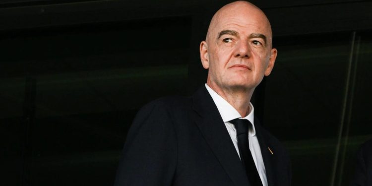 REVELAN QUE GIANNI INFANTINO HABRÍA RECIBIDO UN SEGUNDO SUELDO NO DECLARADO DE CASI $2 MILLONES POR EL MUNDIAL 2026