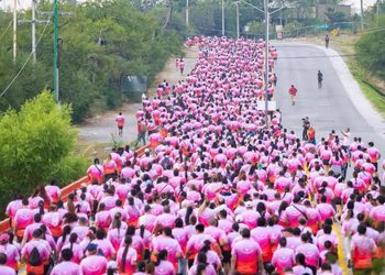 PROMUEVE DIF DE SALINAS VICTORIA PREVENCIÓN DEL CÁNCER DE MAMA Y APOYA A PACIENTES