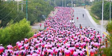 PROMUEVE DIF DE SALINAS VICTORIA PREVENCIÓN DEL CÁNCER DE MAMA Y APOYA A PACIENTES