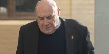 CONDENAN A EXOBISPO CATÓLICO AUSTRALIANO A SEIS AÑOS Y MEDIO DE PRISIÓN POR ABUSOS SEXUALES