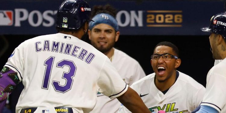 LOS RAYS DE TAMPA BAY CONQUISTAN EL BANDERÍN DE LA AMERICANA Y BUSCAN SU PRIMERA SERIE MUNDIAL 1 LOS RAYS DE TAMPA BAY CONQUISTAN EL BANDERÍN DE LA AMERICANA Y BUSCAN SU PRIMERA SERIE MUNDIAL