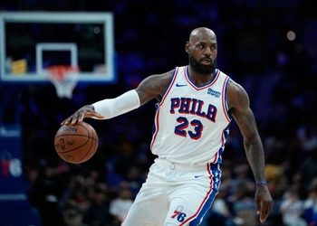 LEBRON JAMES DEBUTA CON LOS 76ERS DE FILADELFIA Y DA INICIO A SU TEMPORADA 24 EN LA NBA FRENTE A LOS KNICKS