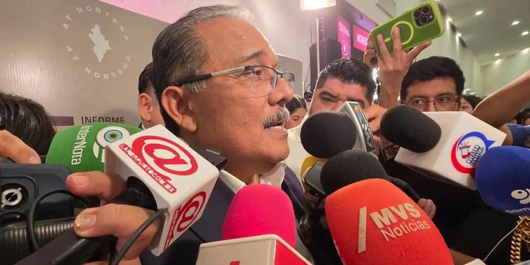 ADVIERTE MIJES DESPLOME DE MORENA TRAS DESIGNACIÓN DE CLARA LUZ; PERDERÍA HASTA 300 MIL VOTOS 1 ADVIERTE MIJES DESPLOME DE MORENA TRAS DESIGNACIÓN DE CLARA LUZ; PERDERÍA HASTA 300 MIL VOTOS