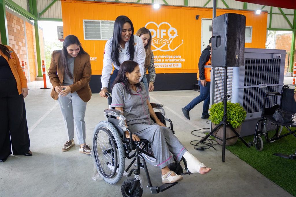 IMPLEMENTA ALE MORALES PROGRAMA DIF + CERCA; BRINDA DIF NL 4 MIL 881 SERVICIOS MÉDICOS Y ASISTENCIALES EN PRIMERAS CUATRO SEMANAS 2 IMAGE 2026 10 26 210442