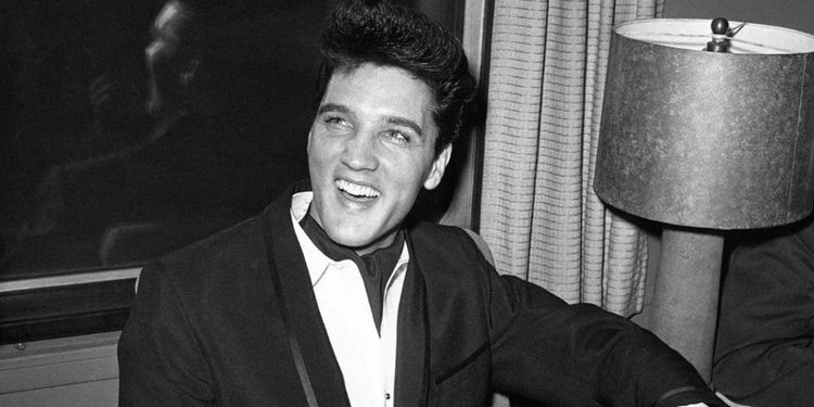 DEMANDAN A ANTHROPIC POR CASI 50 MILLONES DE DÓLARES TRAS UTILIZAR CANCIONES DE ELVIS PRESLEY EN EL ENTRENAMIENTO DE SU INTELIGENCIA ARTIFICIAL 1 DEMANDAN A ANTHROPIC POR CASI 50 MILLONES DE DÓLARES TRAS UTILIZAR CANCIONES DE ELVIS PRESLEY EN EL ENTRENAMIENTO DE SU INTELIGENCIA ARTIFICIAL