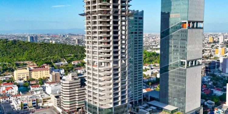 CEDERÁ TORRE RISE PISO 86 AL ESTADO 1 CEDERÁ TORRE RISE PISO 86 AL ESTADO