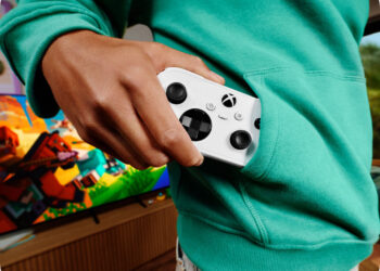 MICROSOFT PRESENTA UN CONTROL XBOX NANO DEL TAMAÑO DE UN BOLSILLO Y COMPATIBLE CON PC Y CELULARES