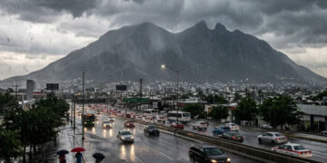 LLEGA FRENTE FRÍO 2 A NL; PREVÉN LLUVIAS Y TEMPERATURAS DE 10 GRADOS EN MONTERREY