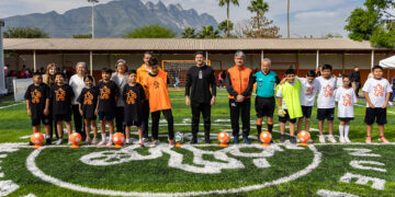SUPERA ESTADO META DE 500 CANCHAS ESCOLARES; VAN 651 Y ANUNCIA MÁS PARA 2027 2 SUPERA ESTADO META DE 500 CANCHAS ESCOLARES; VAN 651 Y ANUNCIA MÁS PARA 2027