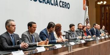 VAN NL Y FEDERACIÓN POR REDUCCIÓN DE TRÁMITES Y BUROCRACIA; BUSCAN ELIMINAR 50% Y AGILIZAR RESPUESTAS