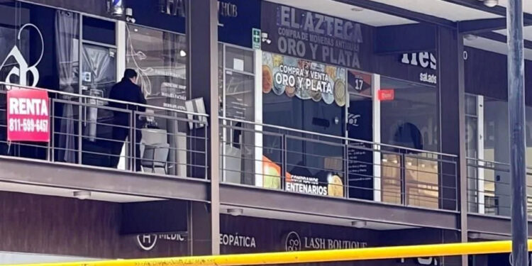 HACEN BOQUETE Y ROBAN JOYERÍA EN SAN PEDRO; DETIENEN A GUARDIAS DE SEGURIDAD