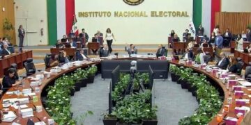 ORDENA INE POSTULAR AL MENOS A NUEVE MUJERES EN LAS 17 GUBERNATURAS EN JUEGO EN 2027; EN NUEVO LEÓN, PARTIDOS PODRÁN ELEGIR HOMBRES O MUJERES SI CUMPLEN CON LA CUOTA DE GÉNERO 3 ORDENA INE POSTULAR AL MENOS A NUEVE MUJERES EN LAS 17 GUBERNATURAS EN JUEGO EN 2027; EN NUEVO LEÓN, PARTIDOS PODRÁN ELEGIR HOMBRES O MUJERES SI CUMPLEN CON LA CUOTA DE GÉNERO